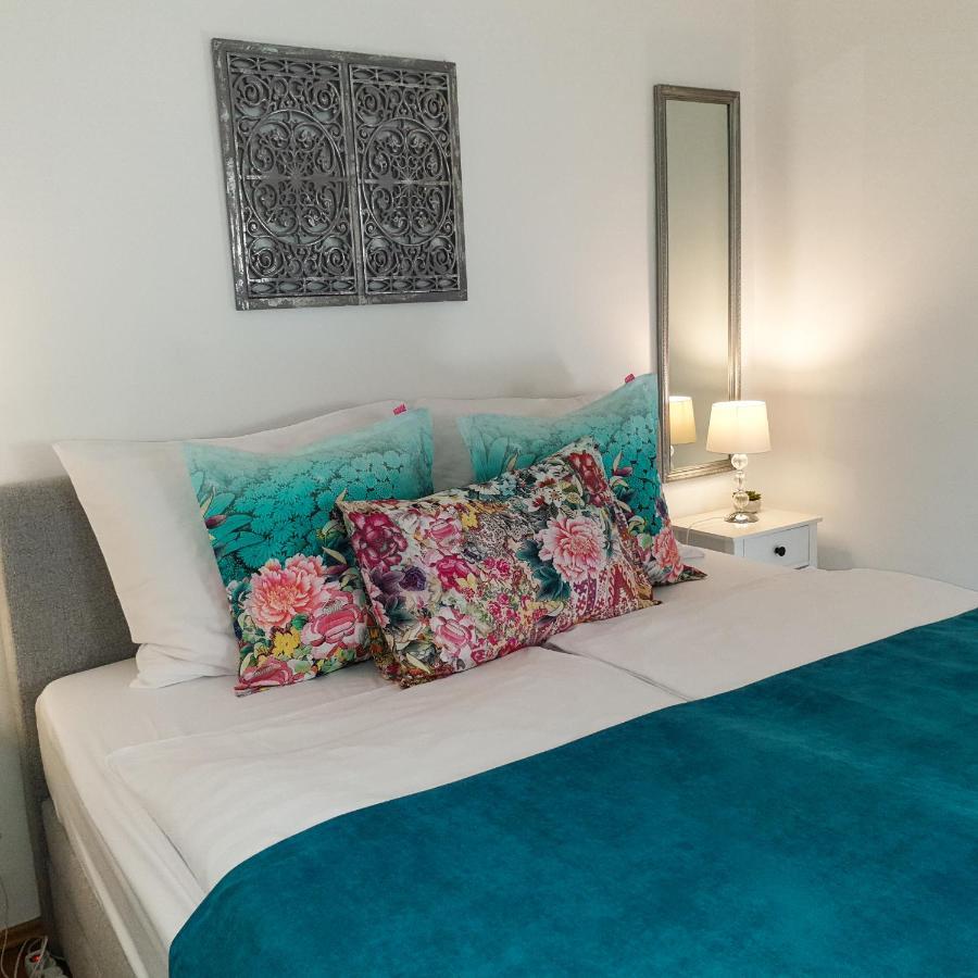 Paradise Apartman ミシュコルツ エクステリア 写真