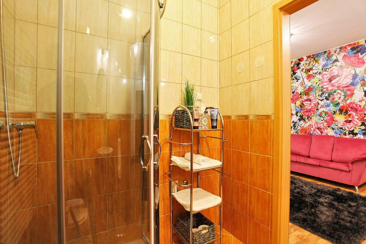 Paradise Apartman ミシュコルツ エクステリア 写真