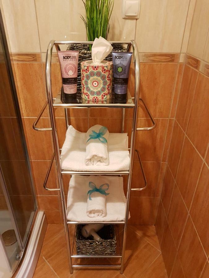Paradise Apartman ミシュコルツ エクステリア 写真